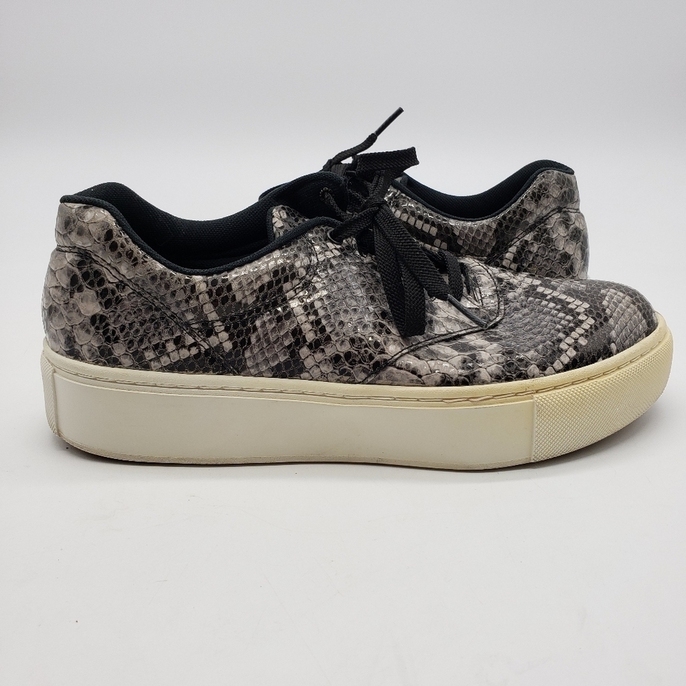 SAS platform sneakers Women US 8 Medium Width gray white black snake Free Rein